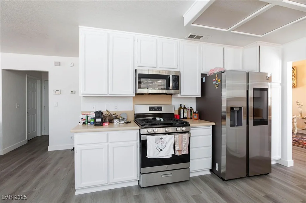 459 Kelsford, Las Vegas, NV 89123