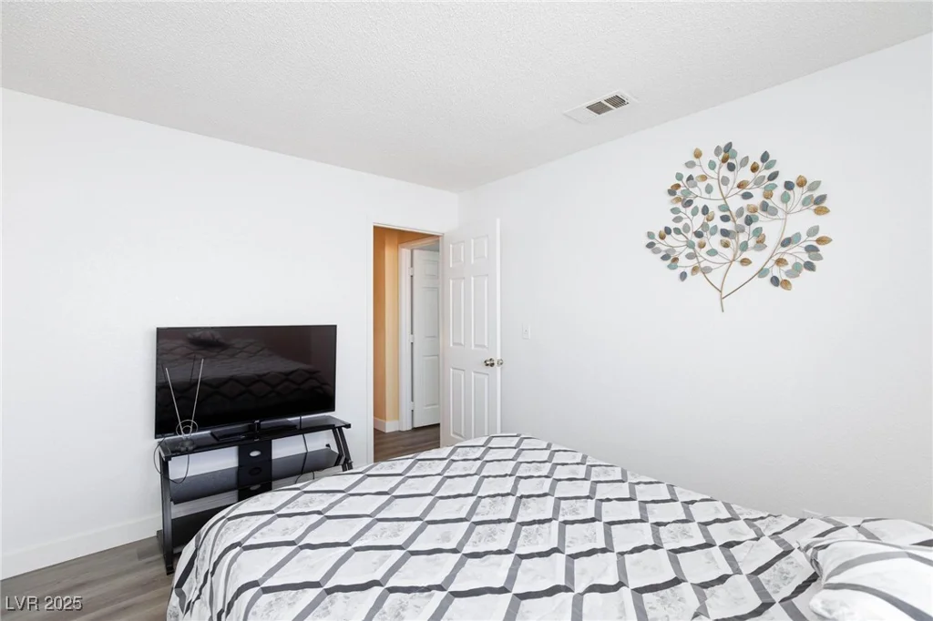459 Kelsford, Las Vegas, NV 89123