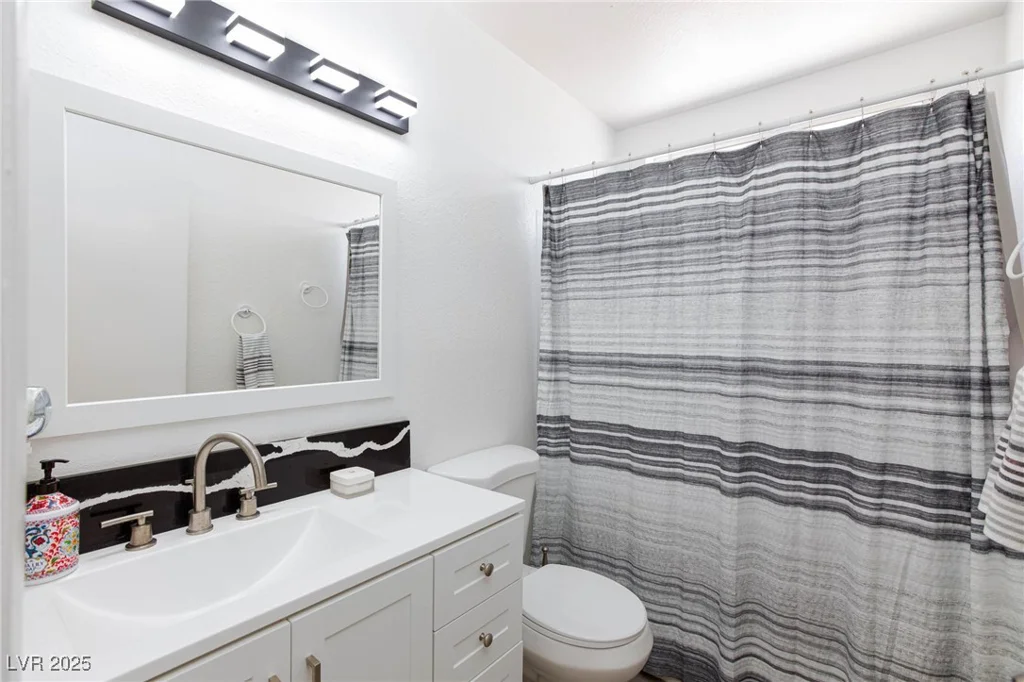 459 Kelsford, Las Vegas, NV 89123