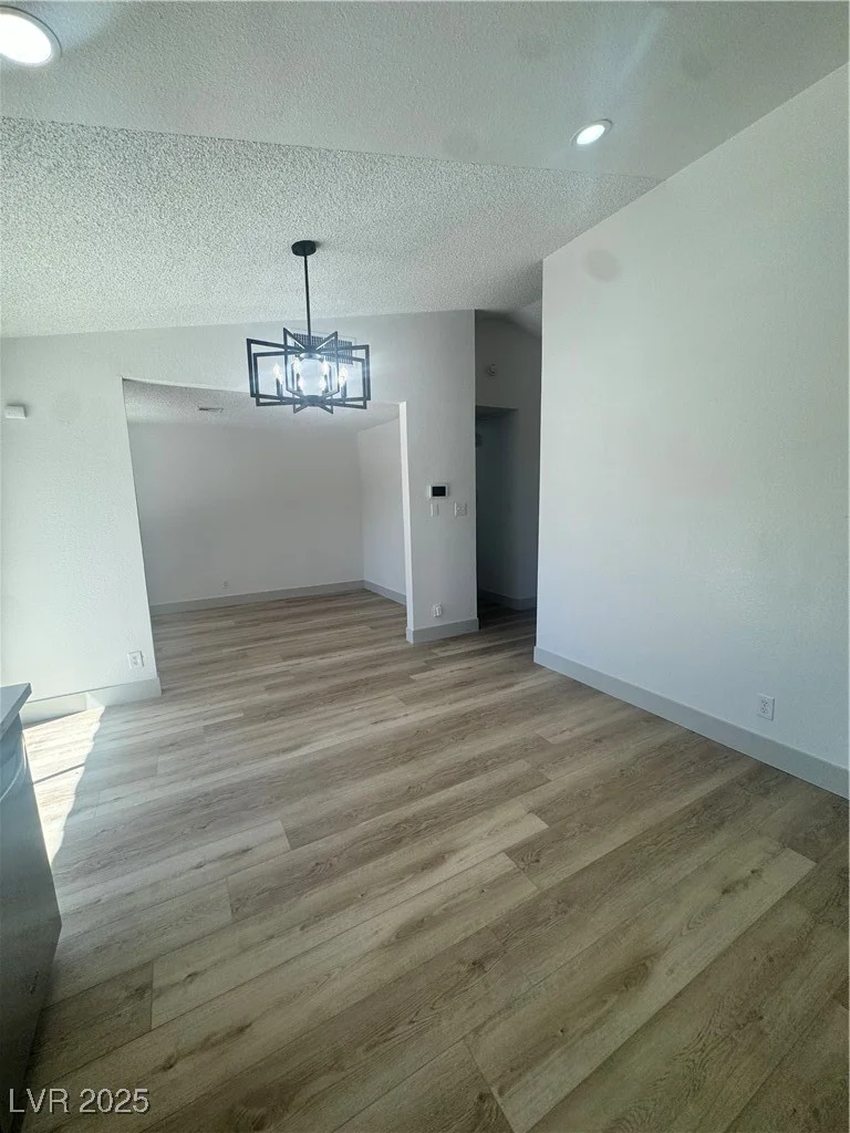 3920 Aspencrest, Las Vegas, NV 89108
