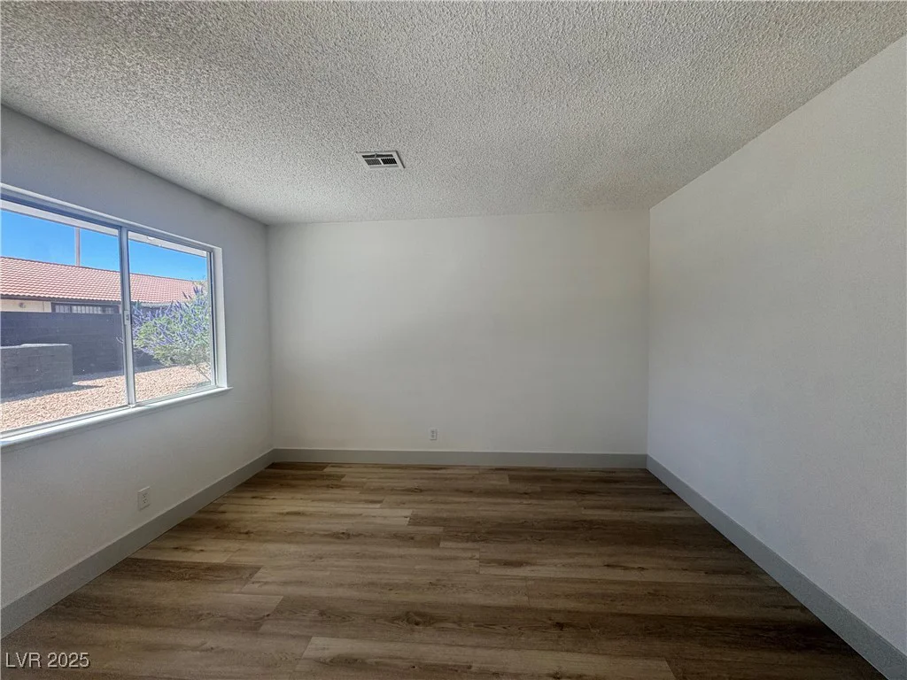 3920 Aspencrest, Las Vegas, NV 89108