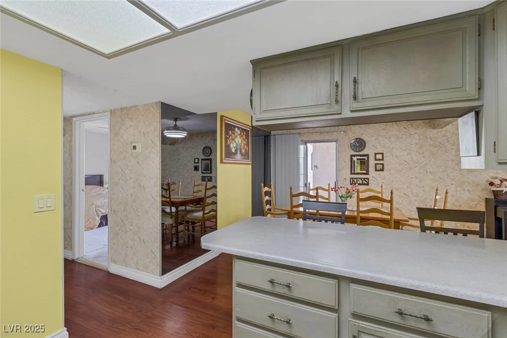 3815 Atlantis, Las Vegas, NV 89121