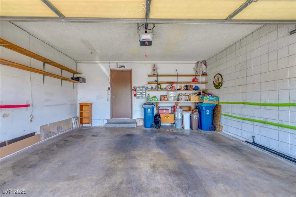 3815 Atlantis, Las Vegas, NV 89121