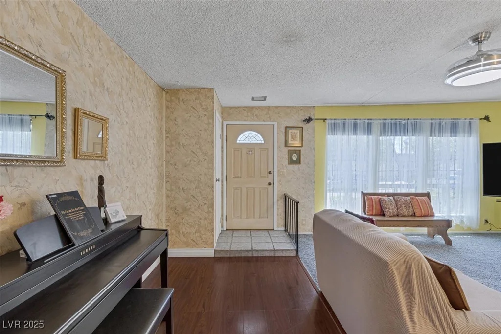 3815 Atlantis, Las Vegas, NV 89121