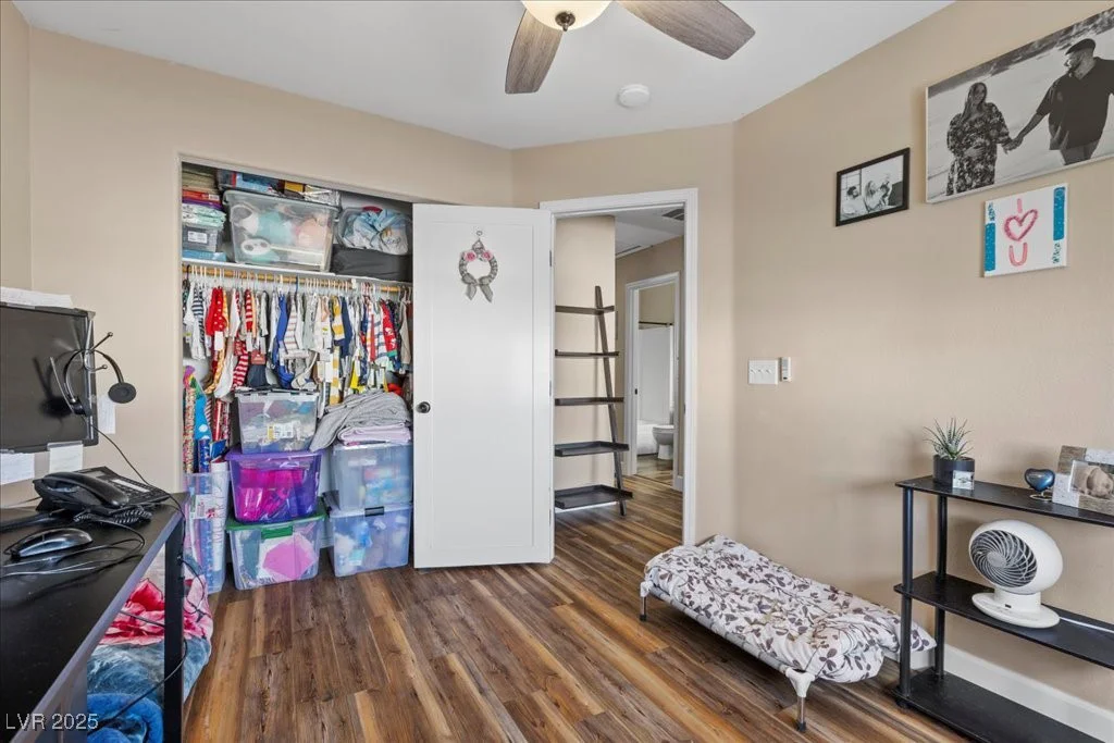 779 Peregrine Falcon, Henderson, NV 89015