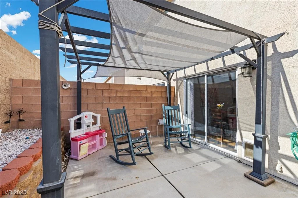 779 Peregrine Falcon, Henderson, NV 89015