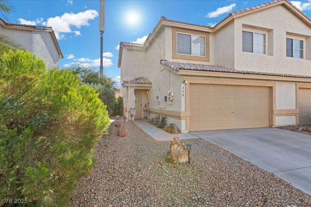 779 Peregrine Falcon, Henderson, NV 89015