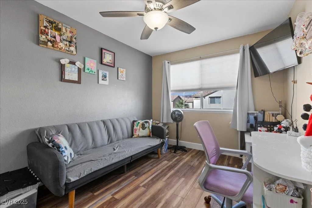 779 Peregrine Falcon, Henderson, NV 89015