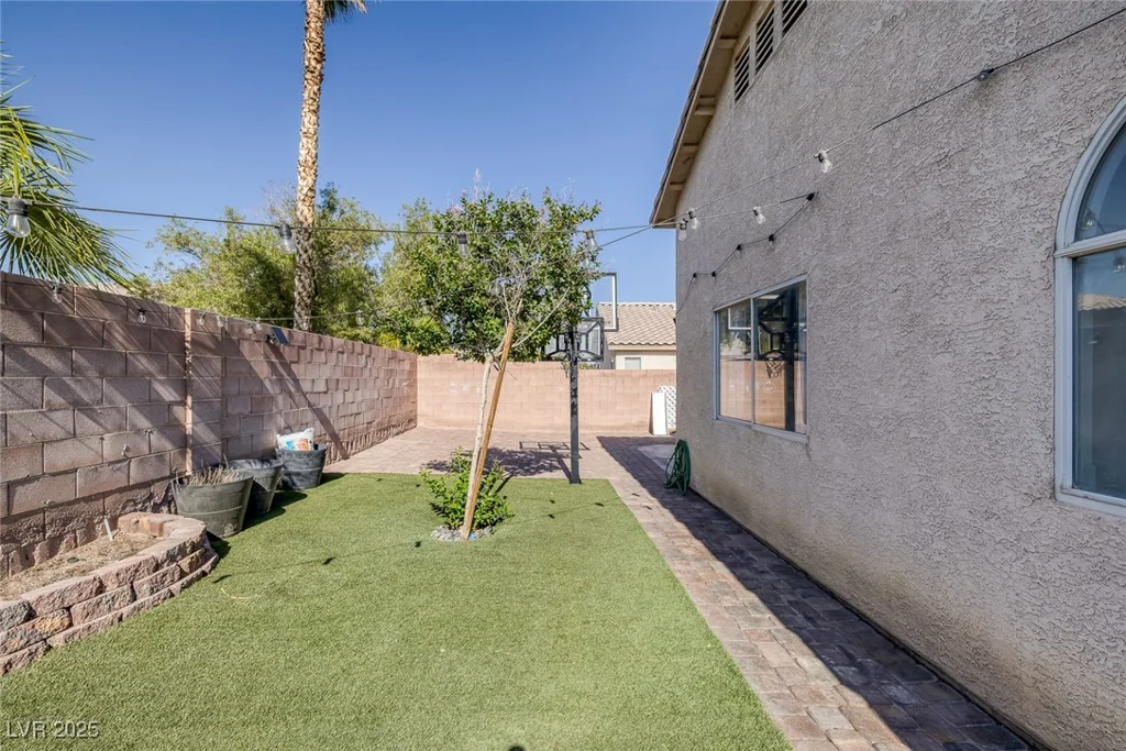 2410 Morocco, North Las Vegas, NV 89031