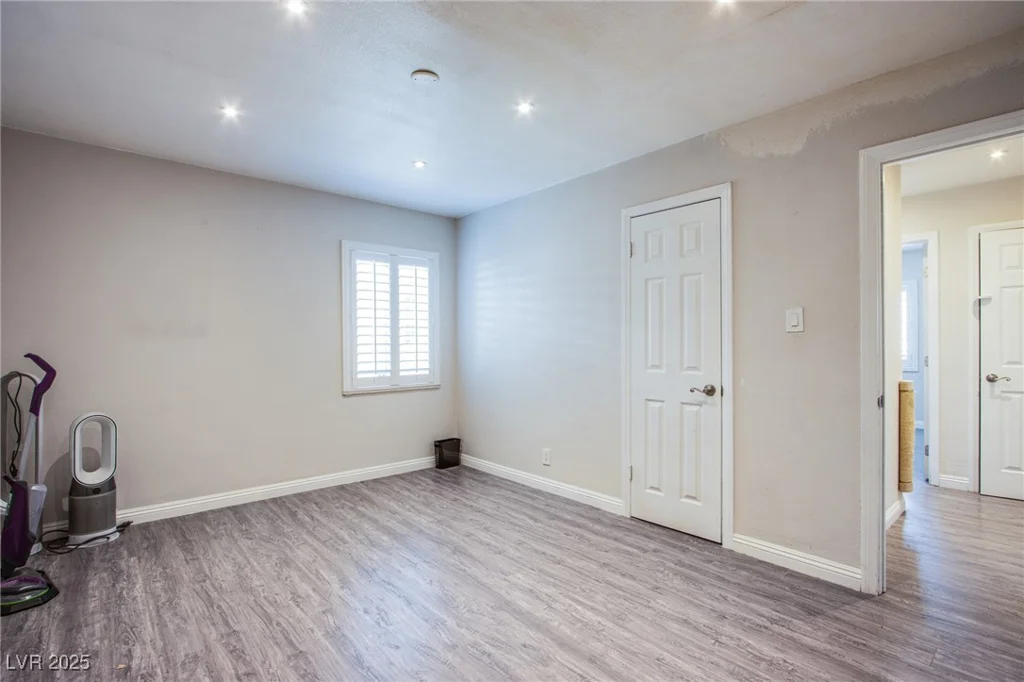 237 Cervantes, Las Vegas, NV 89101