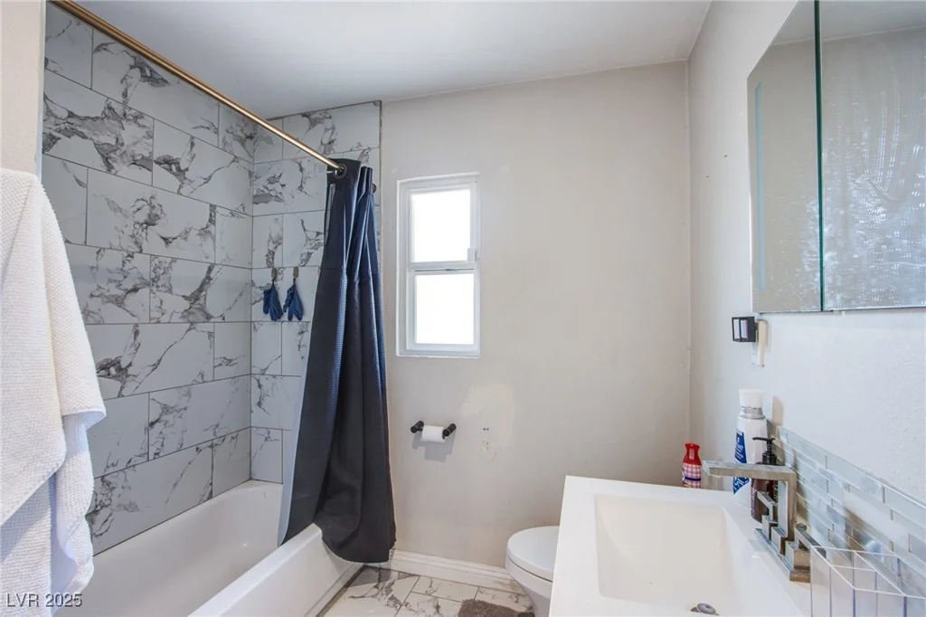 237 Cervantes, Las Vegas, NV 89101