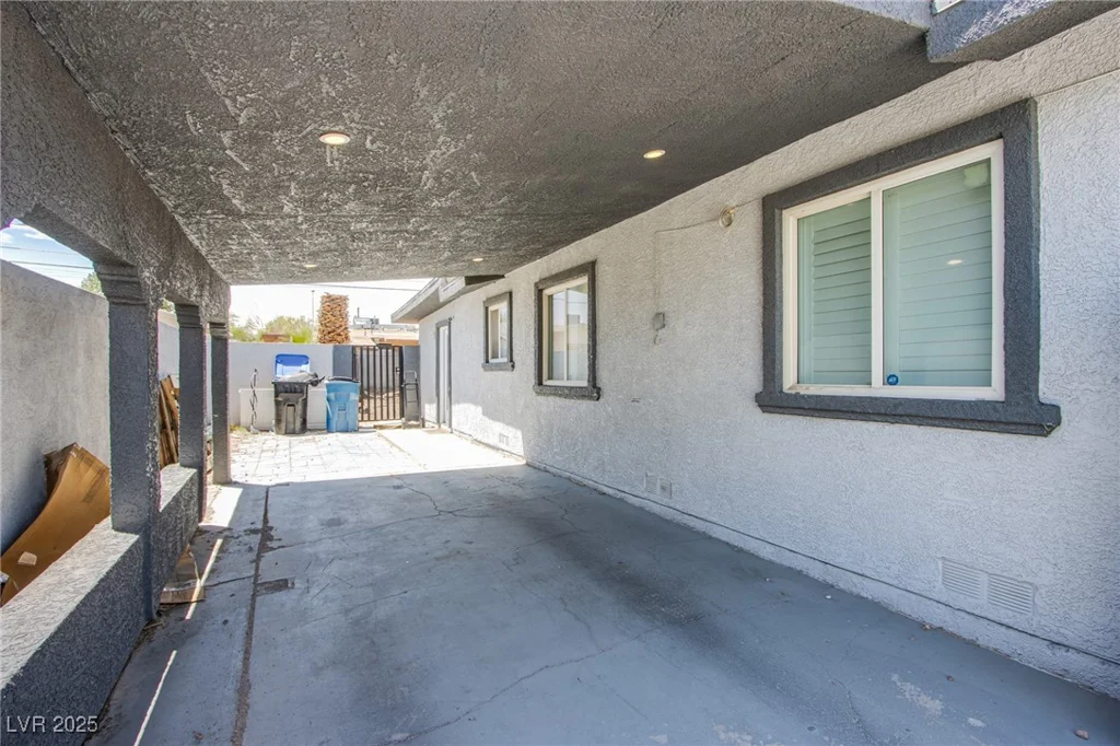 237 Cervantes, Las Vegas, NV 89101