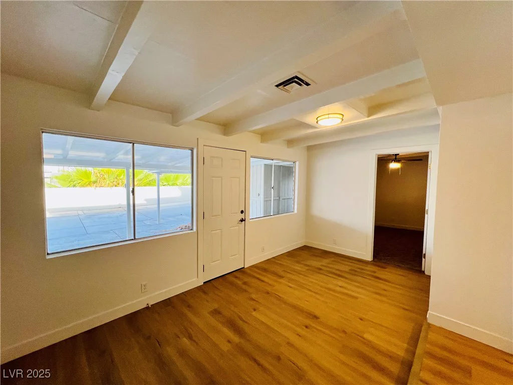 700 Minnesota, Las Vegas, NV 89107