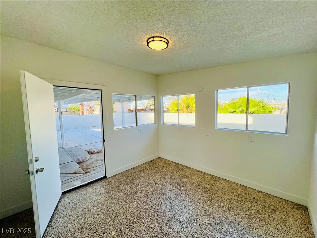 700 Minnesota, Las Vegas, NV 89107
