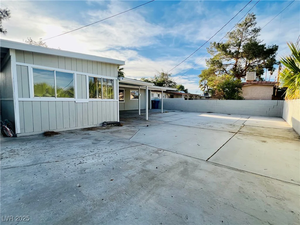 700 Minnesota, Las Vegas, NV 89107