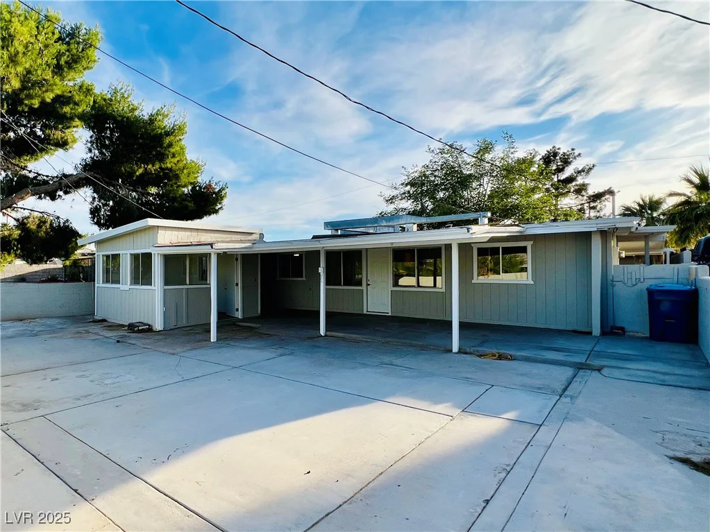 700 Minnesota, Las Vegas, NV 89107