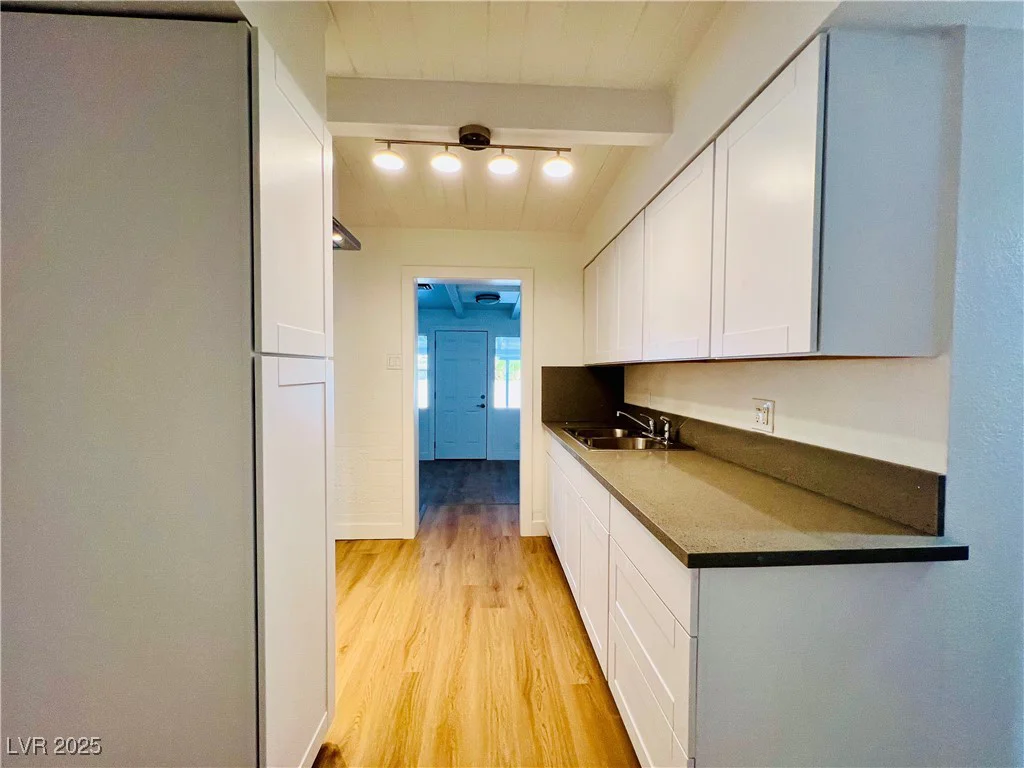 700 Minnesota, Las Vegas, NV 89107