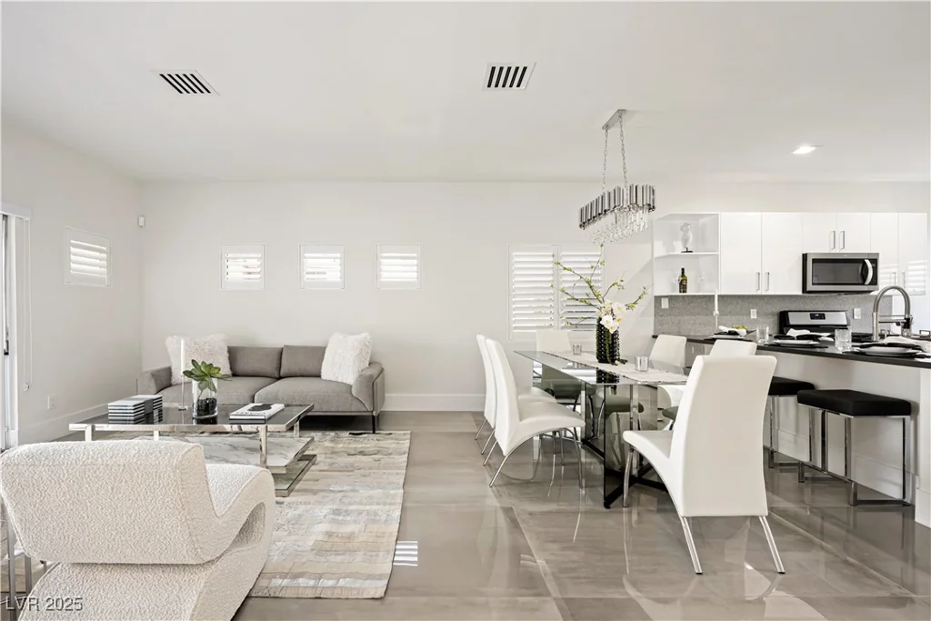 10532 Redwood Ash, Las Vegas, NV 89144