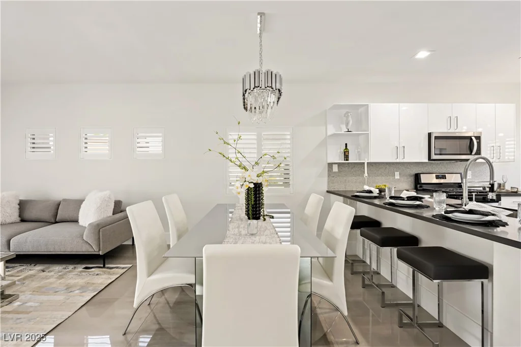 10532 Redwood Ash, Las Vegas, NV 89144