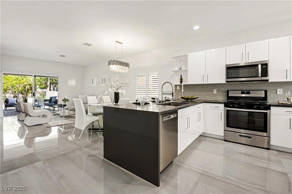 10532 Redwood Ash, Las Vegas, NV 89144