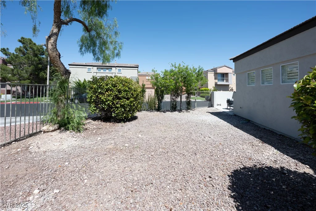10532 Redwood Ash, Las Vegas, NV 89144