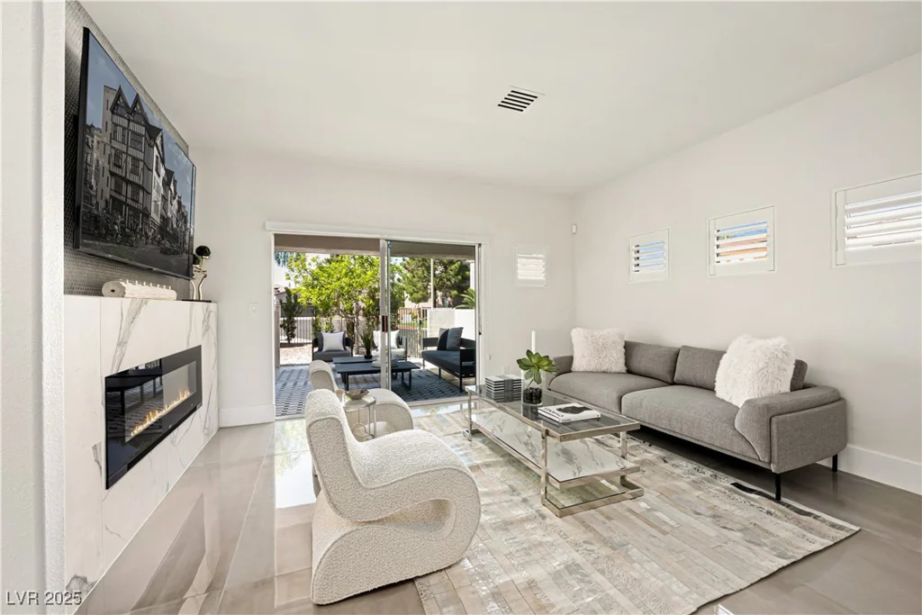 10532 Redwood Ash, Las Vegas, NV 89144