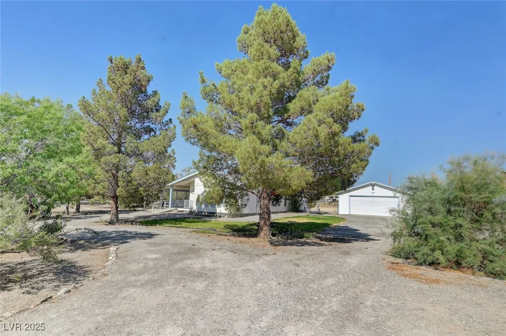 3301 Pahrump Valley, Pahrump, NV 89048