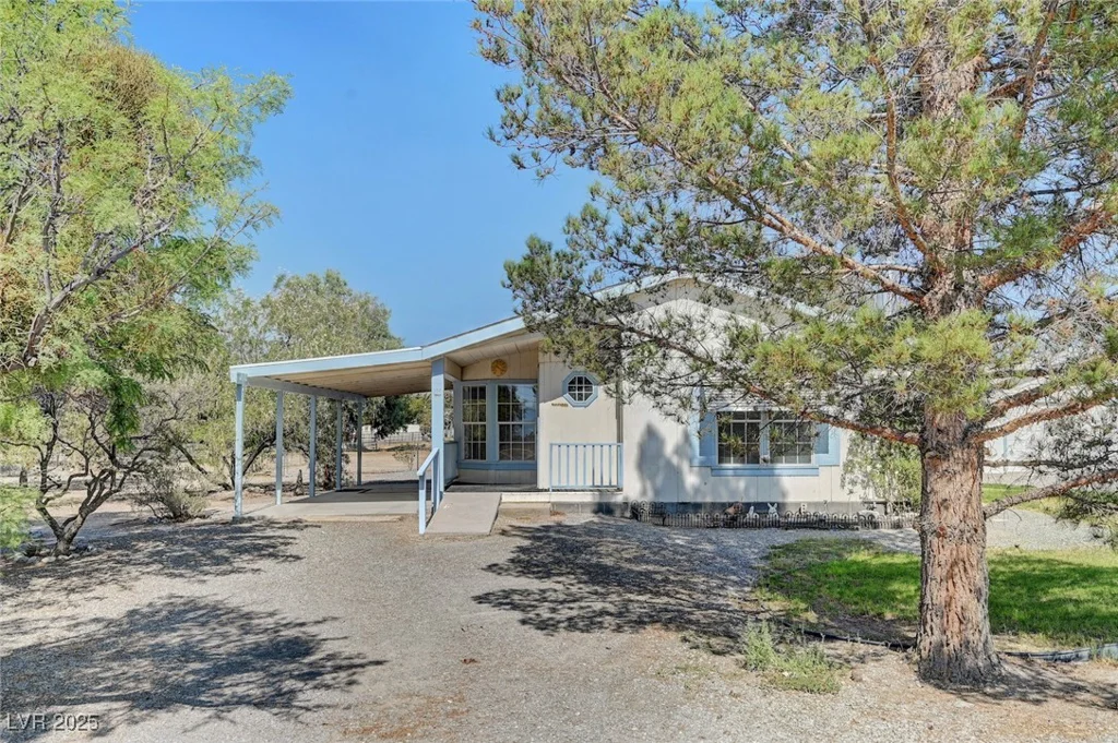 3301 Pahrump Valley, Pahrump, NV 89048