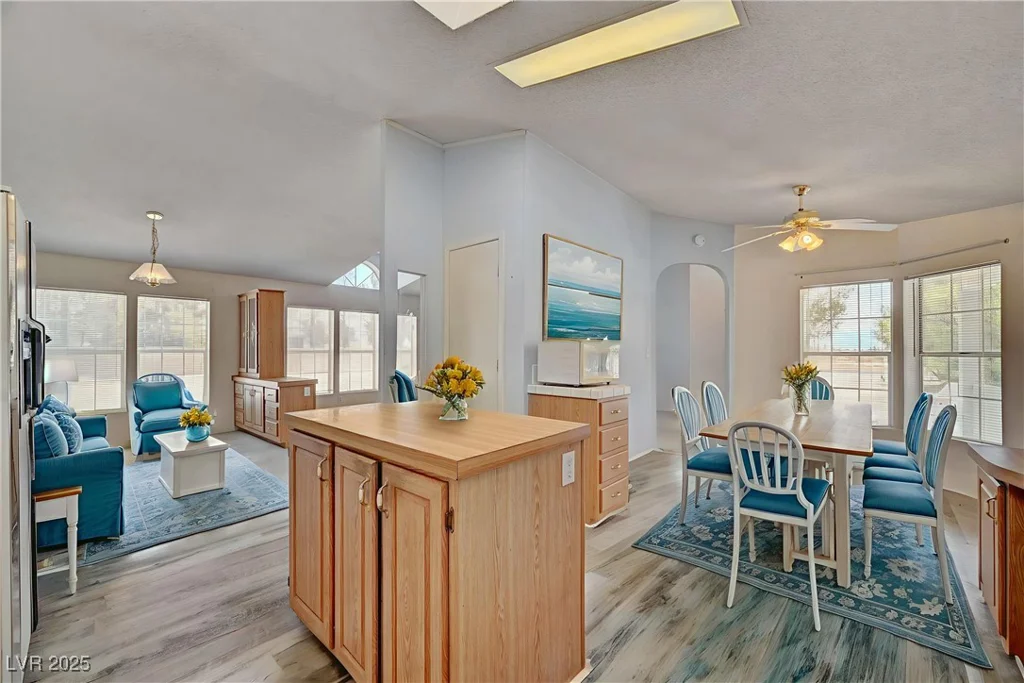 3301 Pahrump Valley, Pahrump, NV 89048