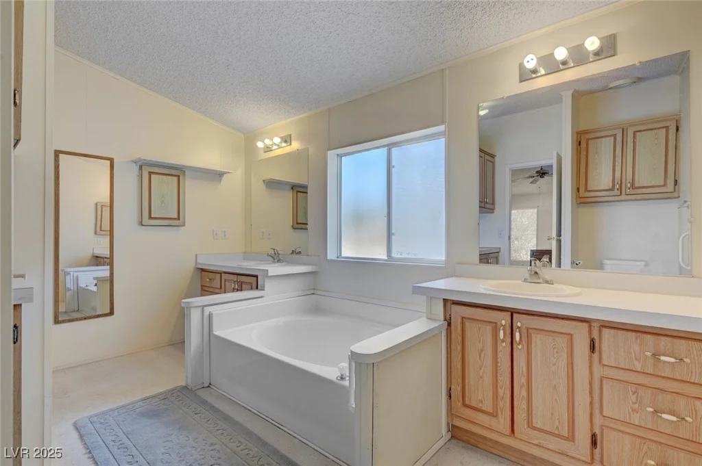 3301 Pahrump Valley, Pahrump, NV 89048