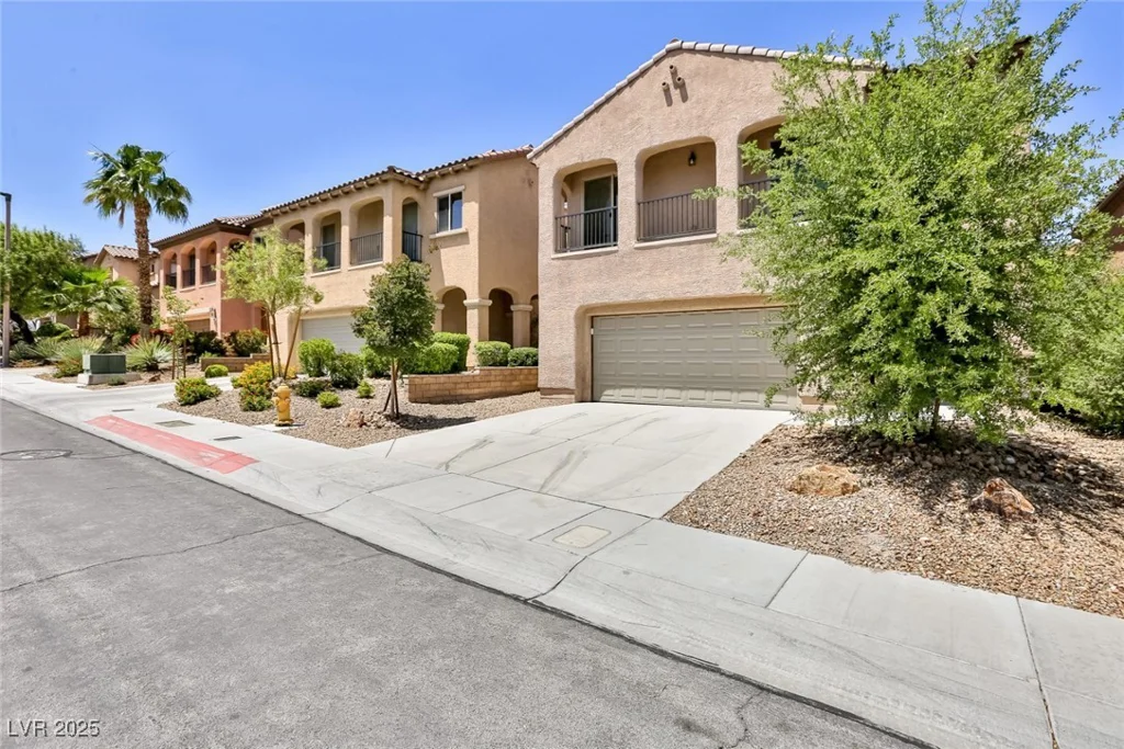 11816 Orense, Las Vegas, NV 89138