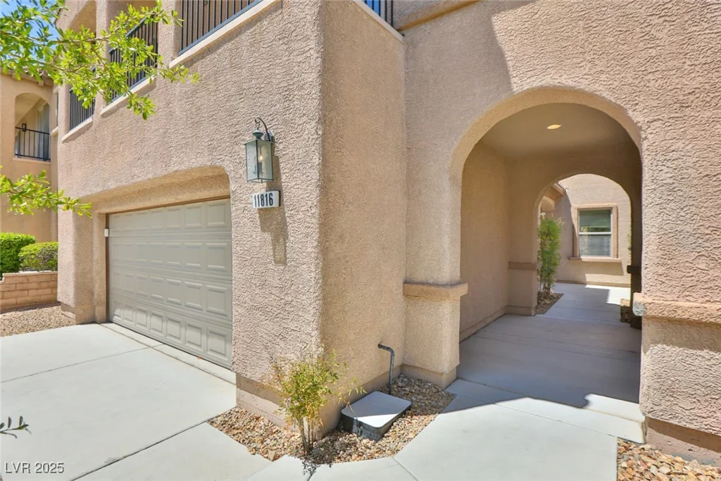 11816 Orense, Las Vegas, NV 89138
