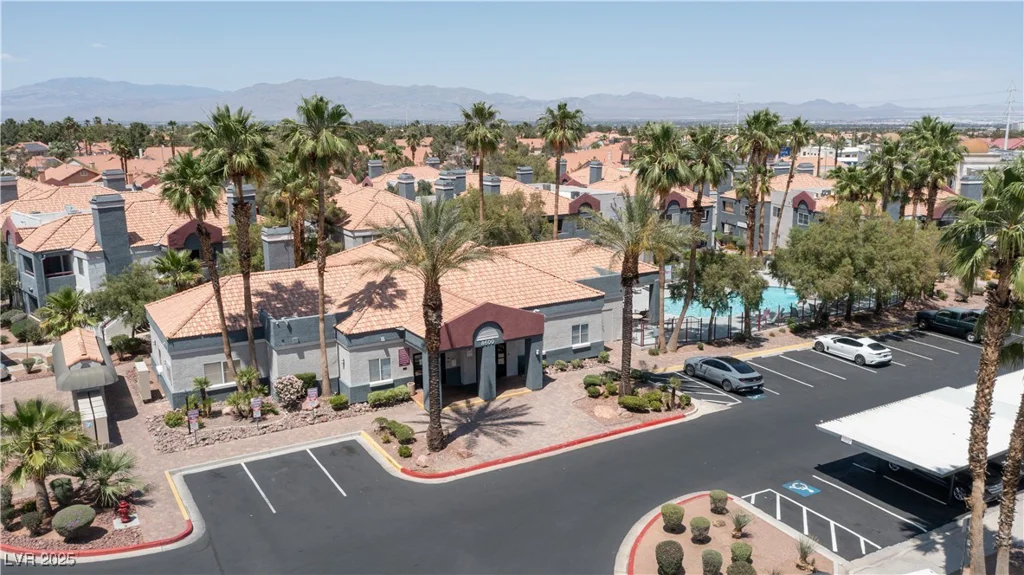 8600 Charleston, Las Vegas, NV 89117