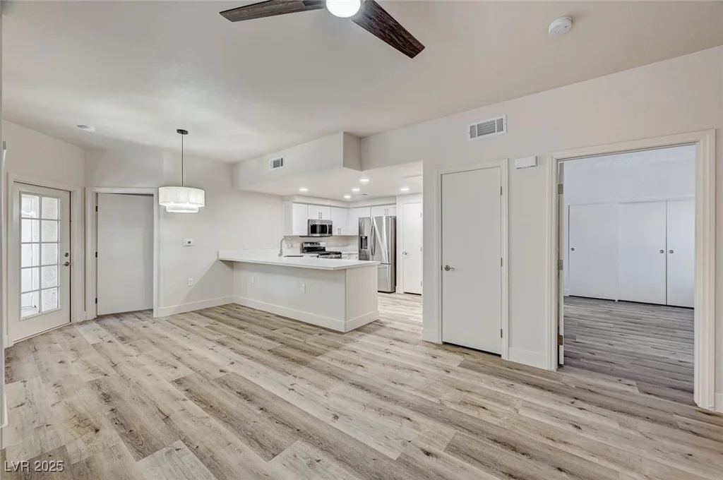 3400 Cabana, Las Vegas, NV 89122