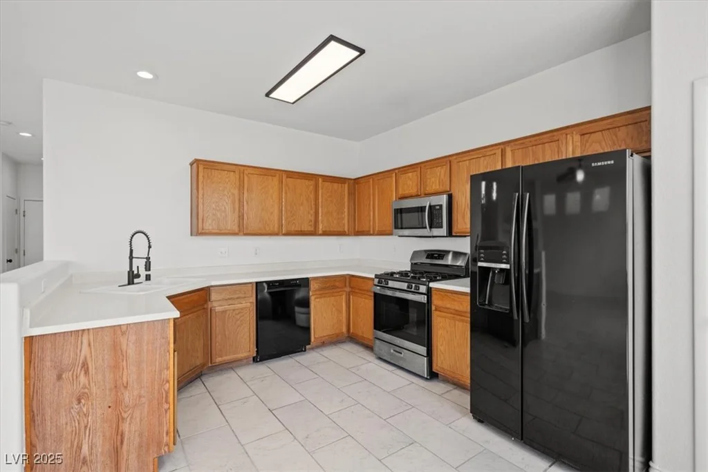 10642 Dawns Mist, Las Vegas, NV 89129
