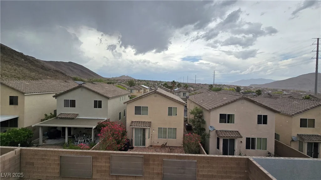 10642 Dawns Mist, Las Vegas, NV 89129