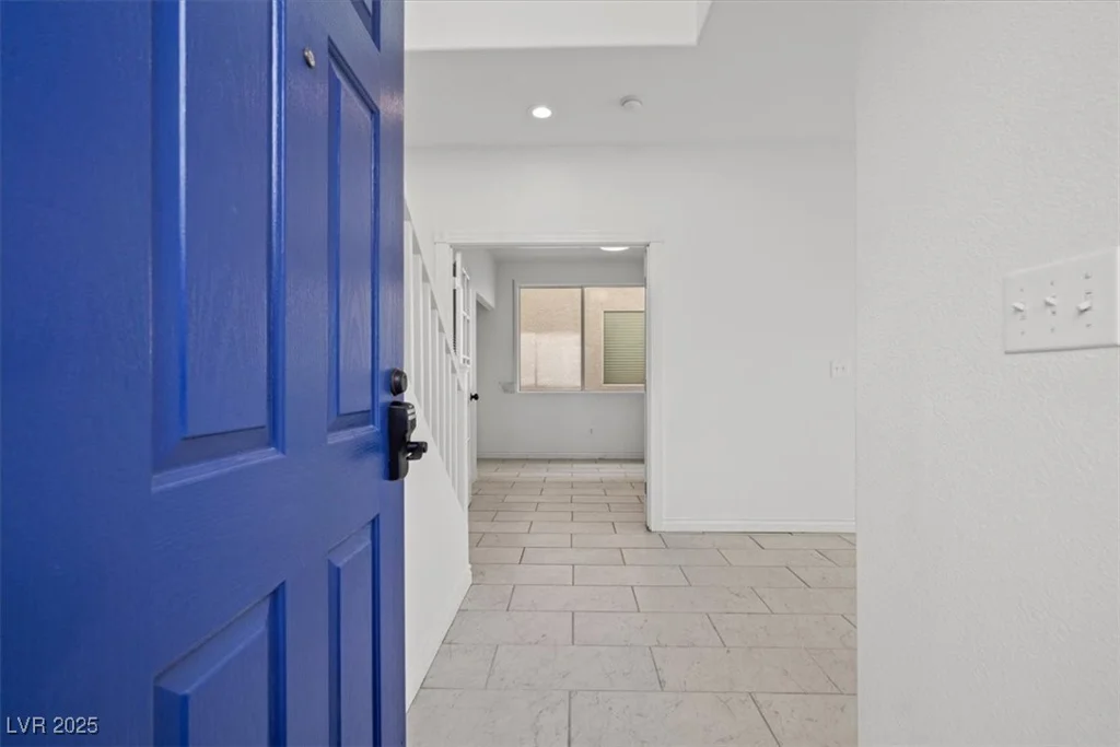 10642 Dawns Mist, Las Vegas, NV 89129