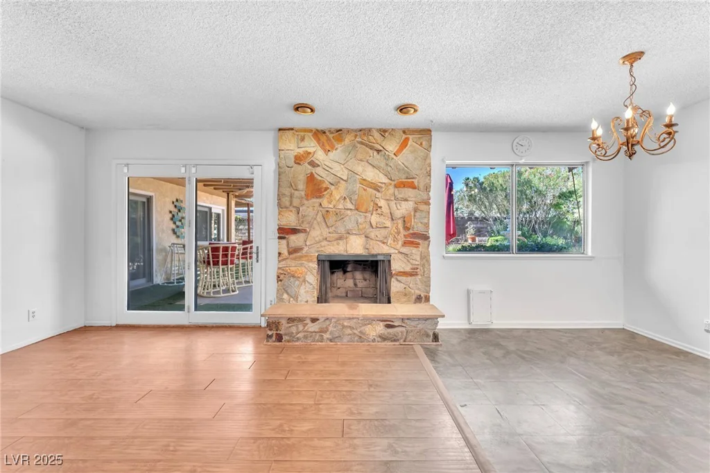 3158 La Luna, Henderson, NV 89014