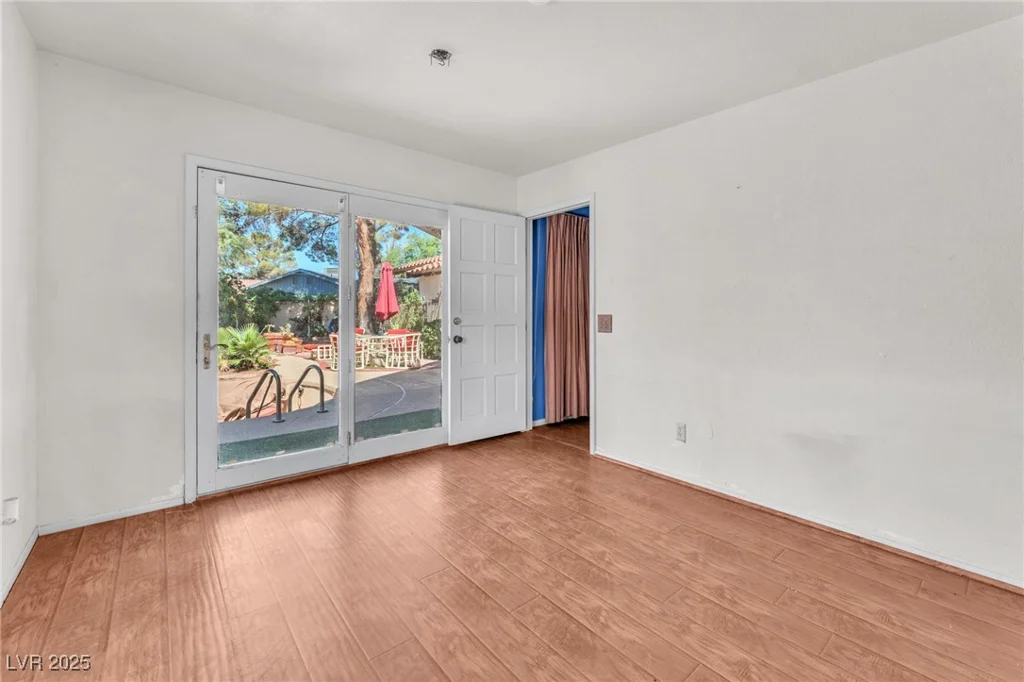3158 La Luna, Henderson, NV 89014