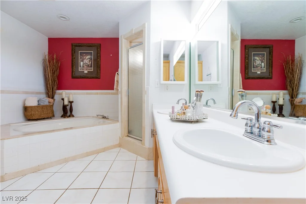 905 White Thunder, Henderson, NV 89002