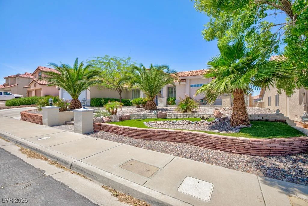 905 White Thunder, Henderson, NV 89002