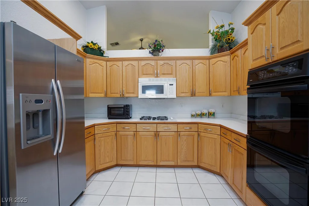 905 White Thunder, Henderson, NV 89002