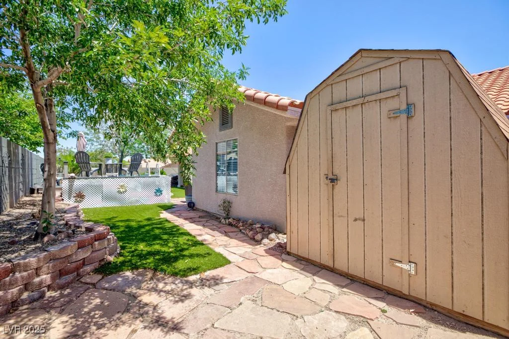 905 White Thunder, Henderson, NV 89002