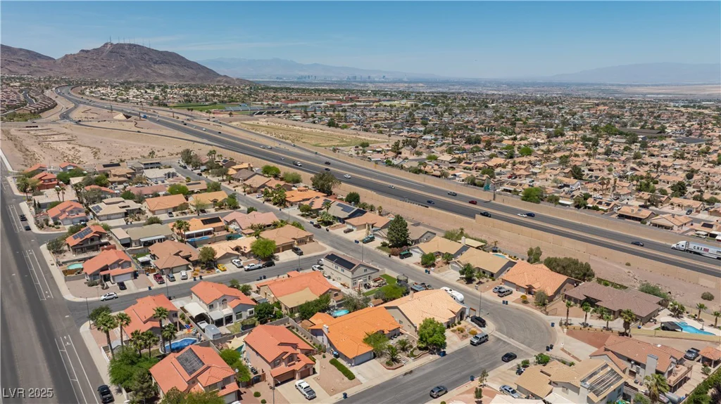 905 White Thunder, Henderson, NV 89002