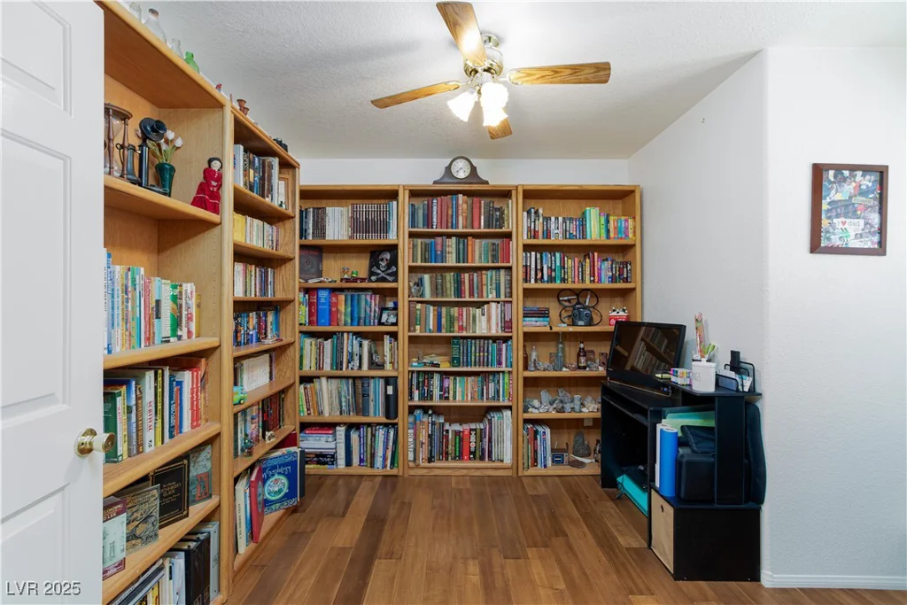905 White Thunder, Henderson, NV 89002