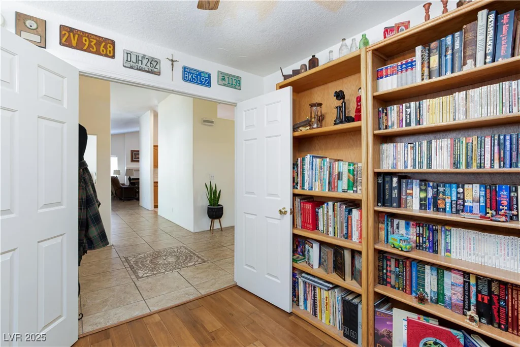 905 White Thunder, Henderson, NV 89002