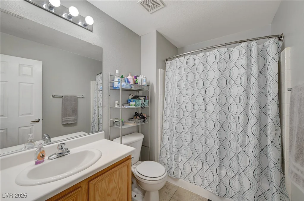 687 Porchtown, Las Vegas, NV 89183
