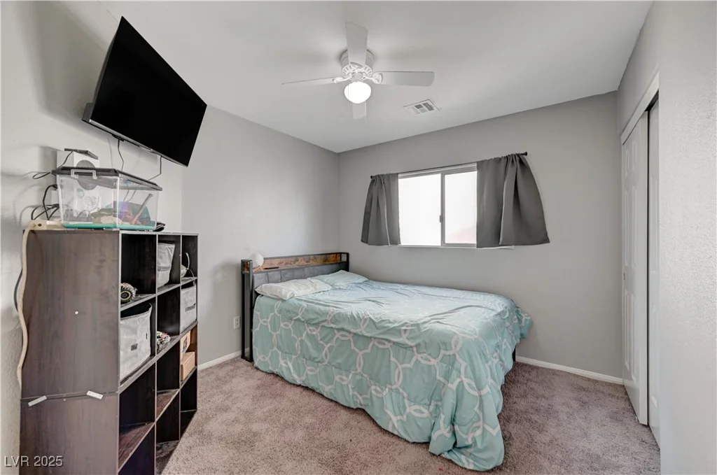 687 Porchtown, Las Vegas, NV 89183