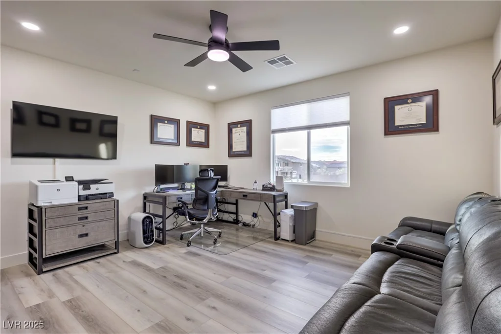 5328 Hickory Tree, Las Vegas, NV 89149