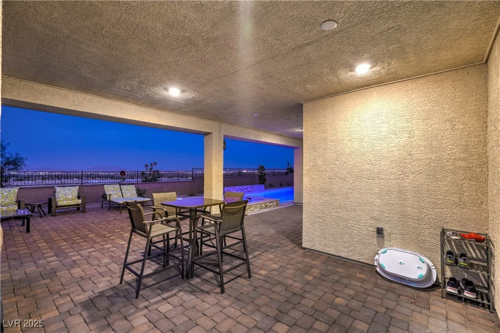 5328 Hickory Tree, Las Vegas, NV 89149